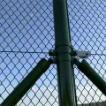 Забор из сетки рабица повышенной прочности